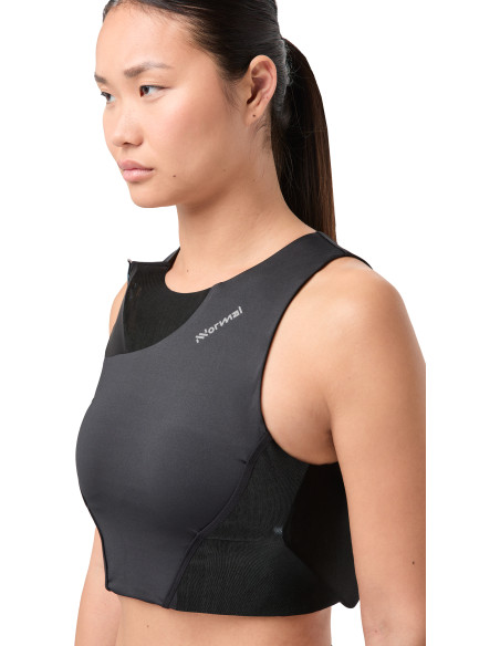 TRAIL CROPPED TOP W BLACK TRAIL CROPPED TOP W BLACK