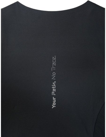 TRAIL CROPPED TOP W BLACK TRAIL CROPPED TOP W BLACK