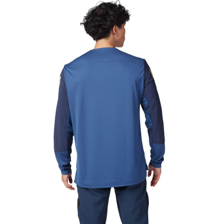 DEFEND LS JERSEY TAUNT