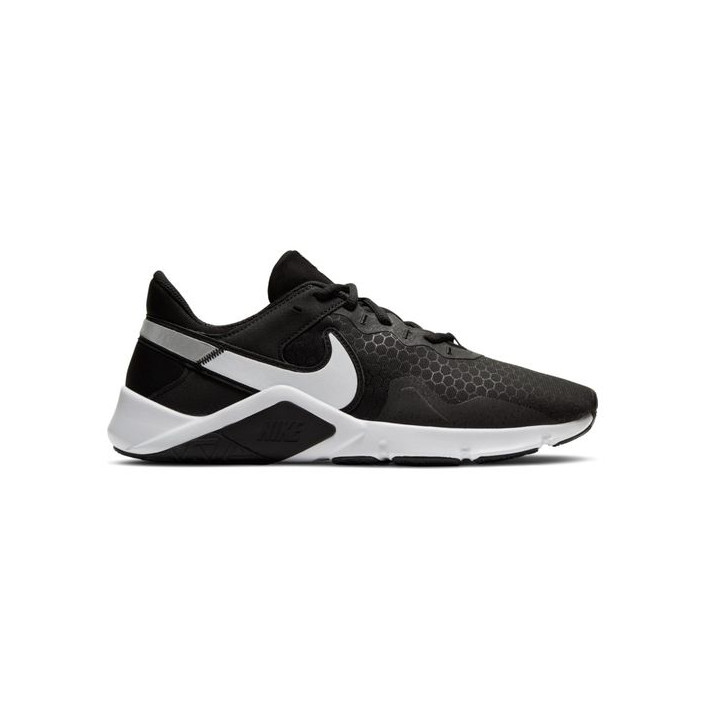 NIKE LEGEND ESSENTIAL 2