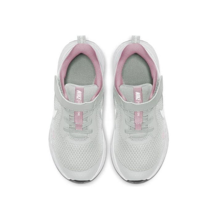 NIKE REVOLUTION 5