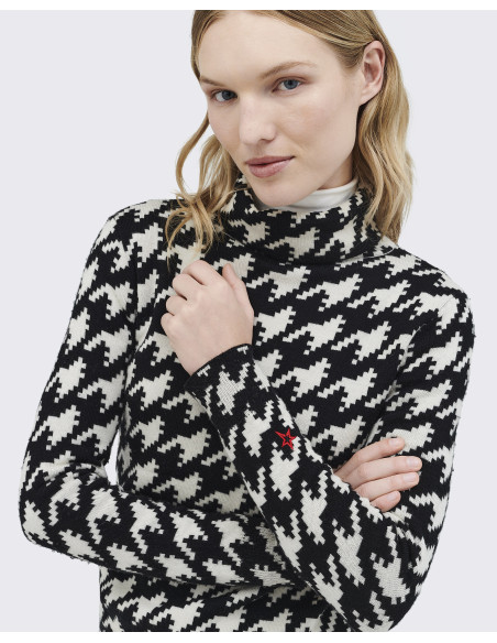 HOUNDSTOOTH TURTLE NECK SWEATER