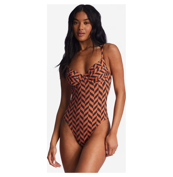 CROSS STEP ONE PIECE