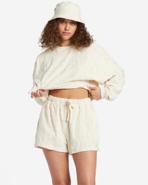 LOOSEN UP SHORT
