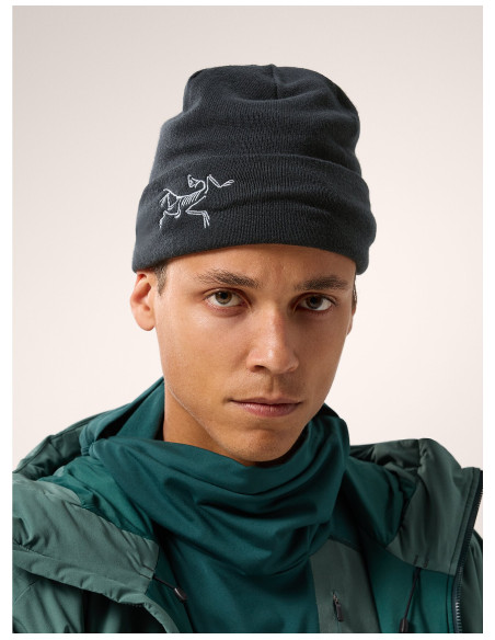 EMBROIDERED BIRD TOQUE