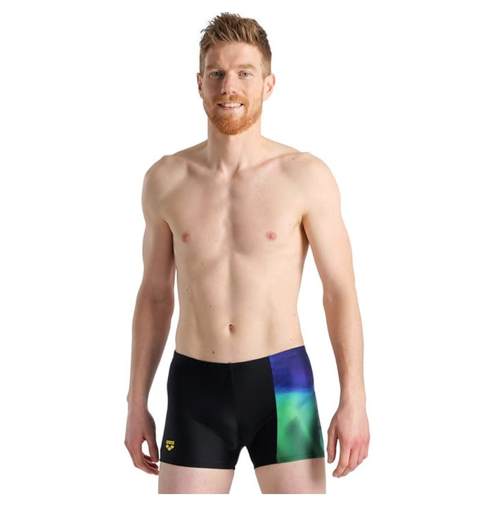 SWIM SHORT PLACEMENT