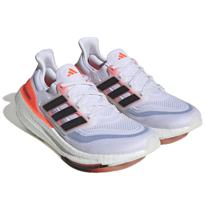 ULTRABOOST 23